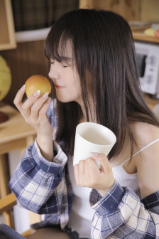 红色av